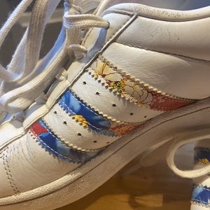 Adidas shell toe floral print